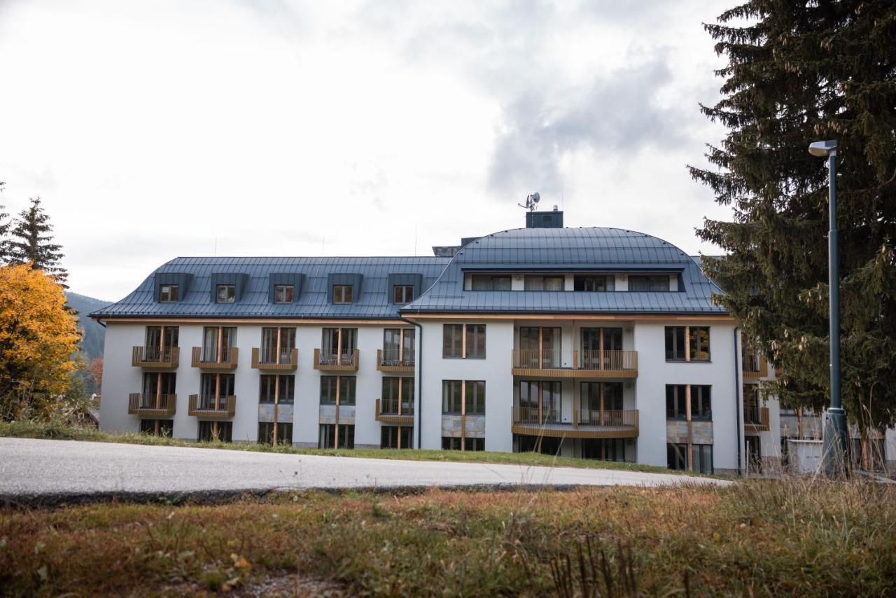 Kralovske Apartmany - Шпиндлерув-Млин Экстерьер фото