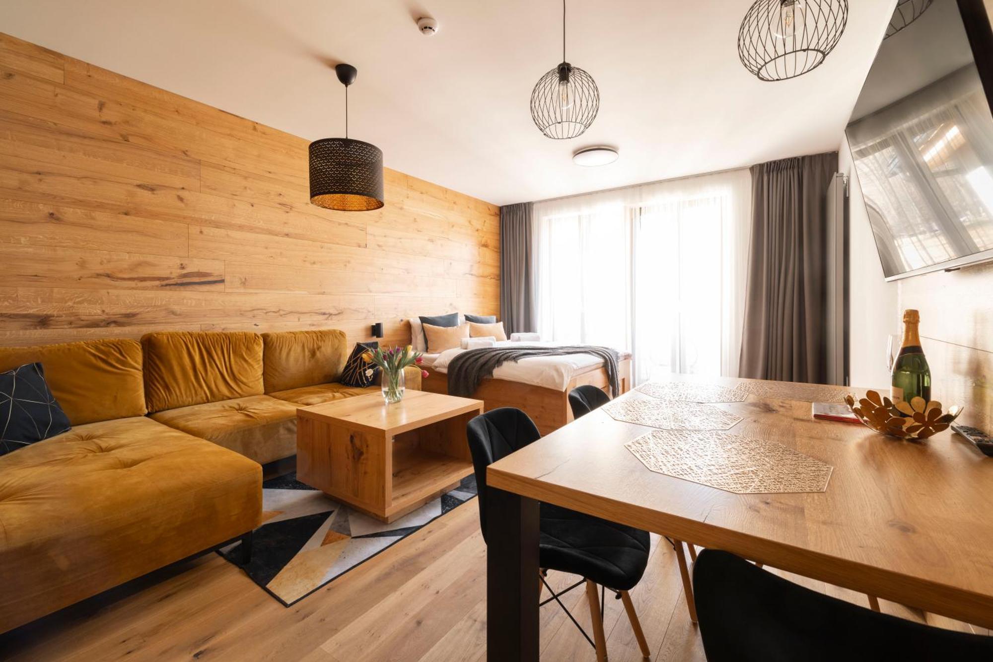 Kralovske Apartmany - Шпиндлерув-Млин Экстерьер фото